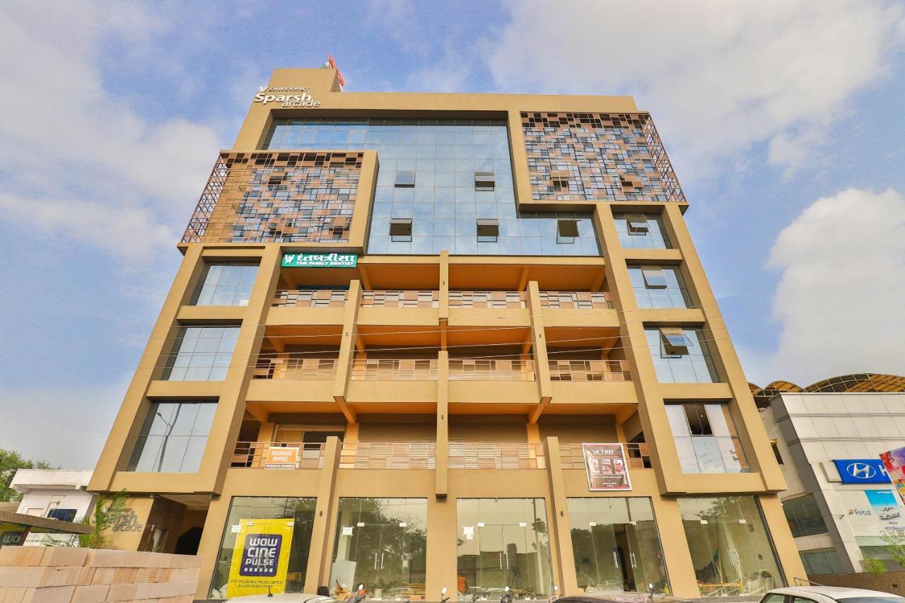 Oyo 16604 Hotel Sparsh Inn Ахмедабад Екстериор снимка